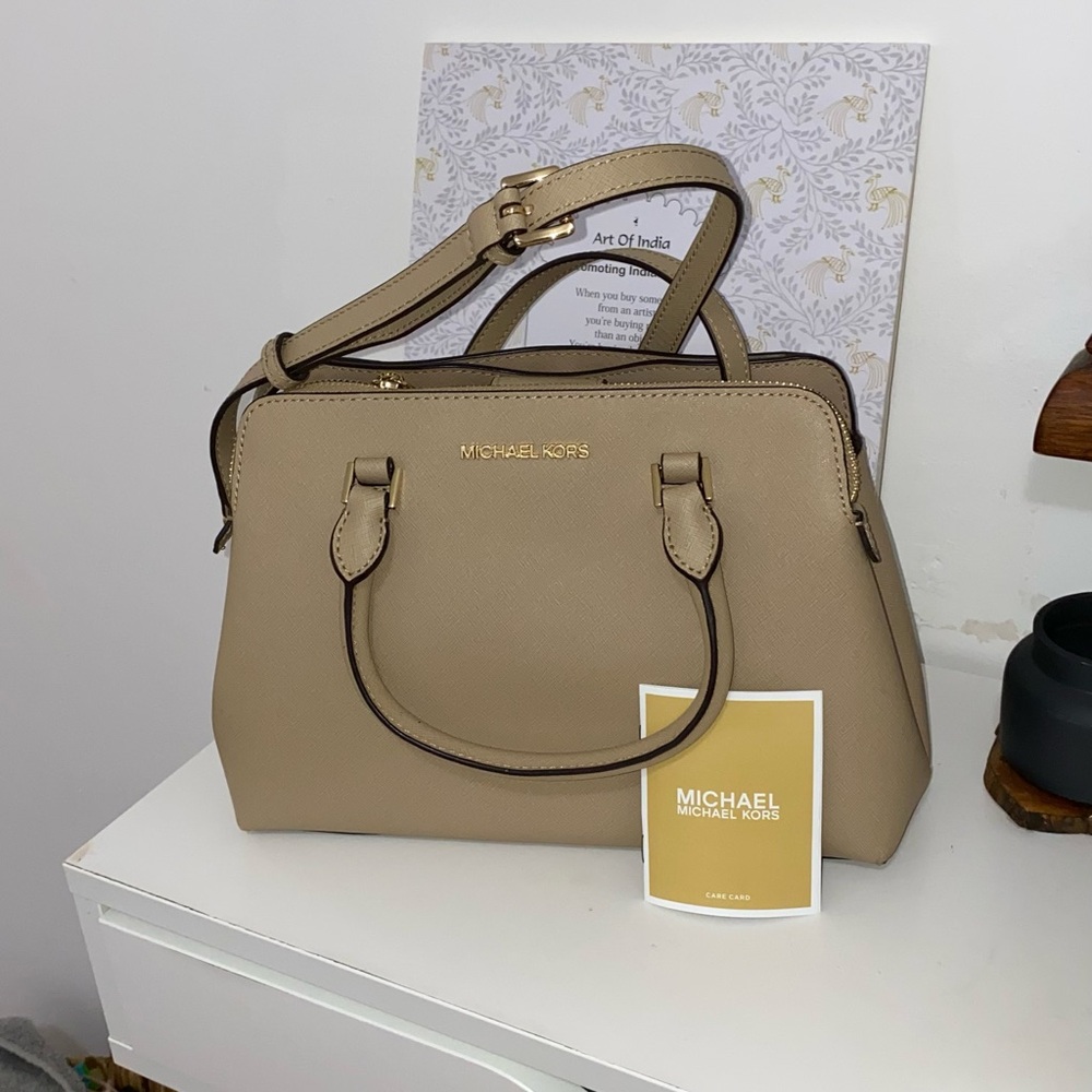 Nude Michael Kors purse. Short handle & crossbody strap.